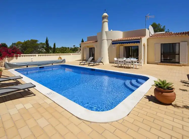 Poolbraze